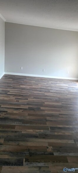 Building Photo - 6218 Robinhood Ln NW