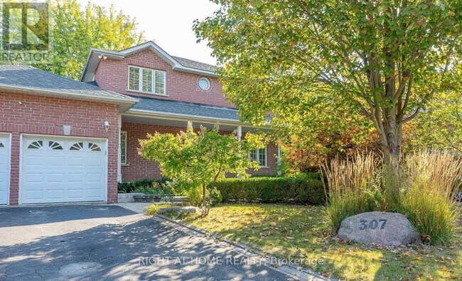 Building Photo - 307 Sheridan Ct