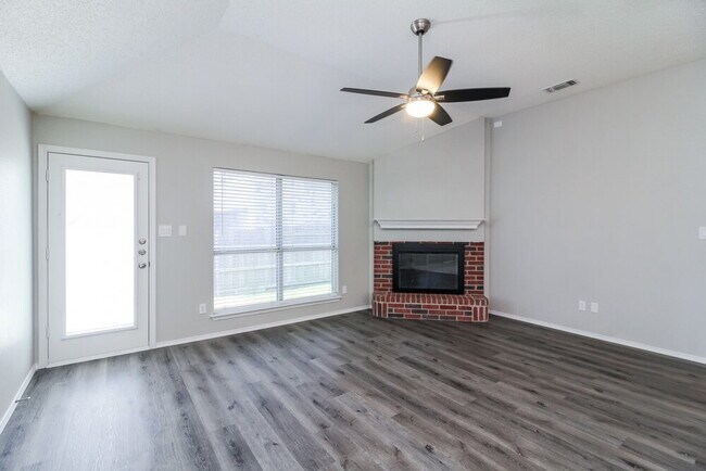 Foto del edificio - 603 Wolcott Ln