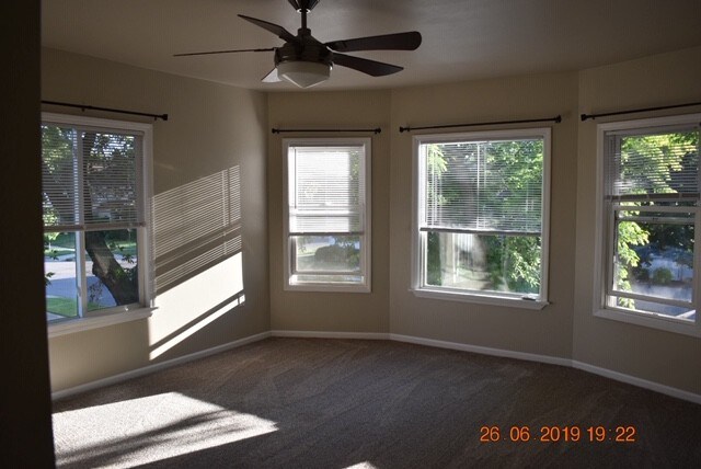 Primary Photo - 237 S James Ave