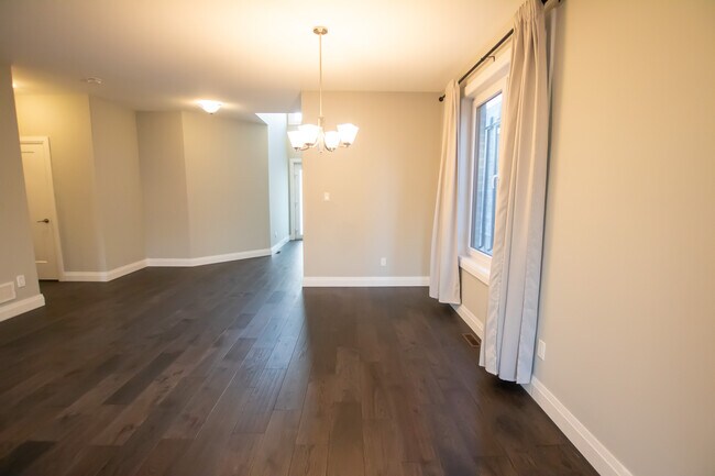 Photo du bâtiment - Gorgeous 4 Bdrm * 3 Bath * Lambeth * South London * AVAIL OCTOBER!