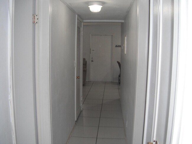 Foto del edificio - 4169 SW 67th Ave