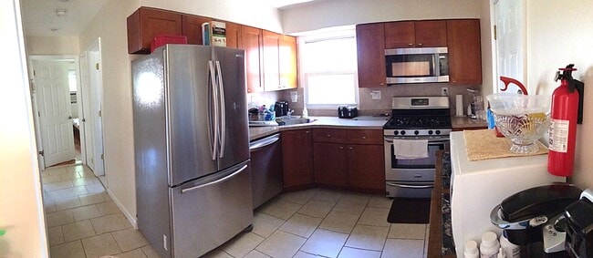 Photo - 126 Hopkins Ave Townhome