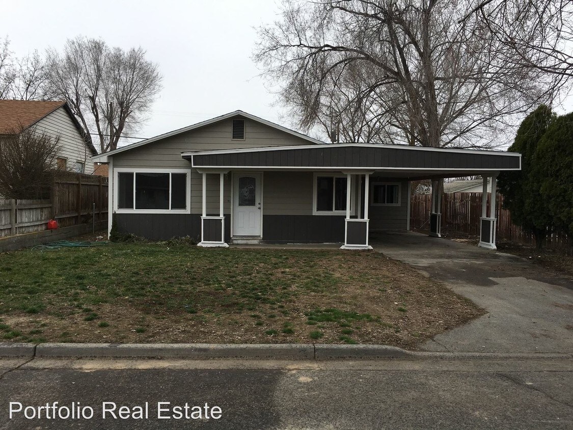 Primary Photo - 4 br, 2 bath House - 517 Ash St