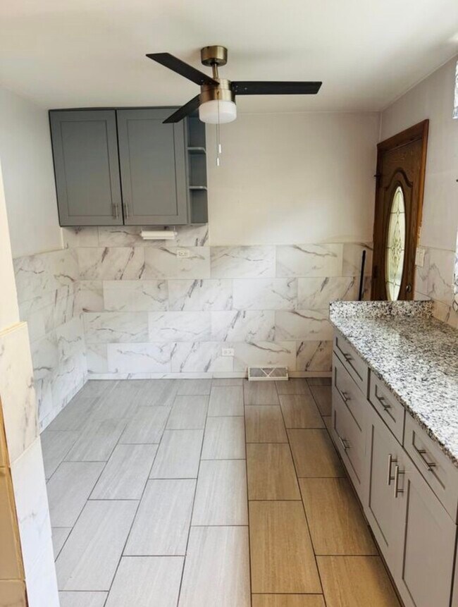 Building Photo - 2017 Pine St