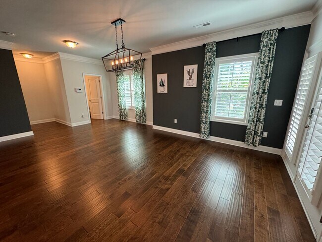 Foto del edificio - END UNIT 3 Bed | 2.5 Bath Townhouse in Mor...