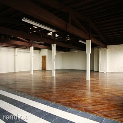 Building Photo - 1700 N 5th St