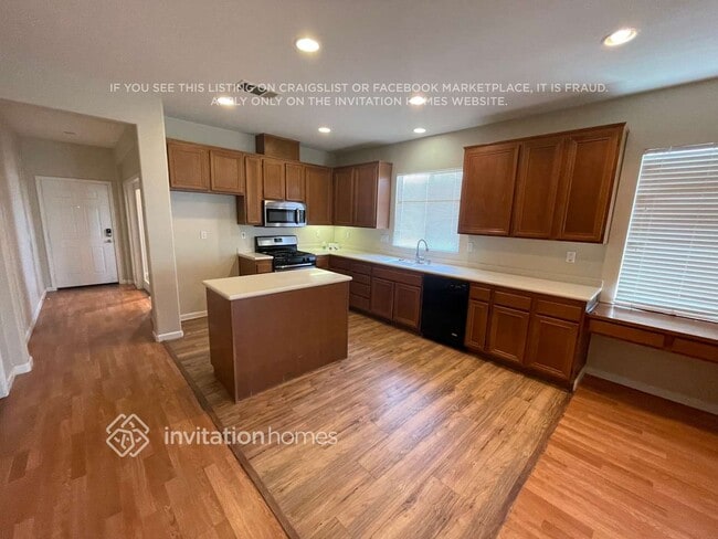 Building Photo - 34693 Yarrow Ct