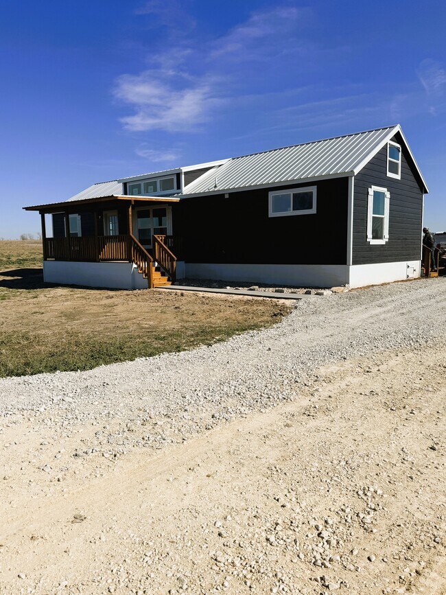 Building Photo - 132 HCR 4105