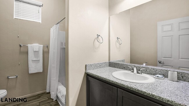 Foto del edificio - 15330 Liberty River Dr