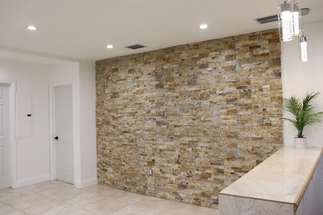Foto del edificio - 3261 NW 52nd St