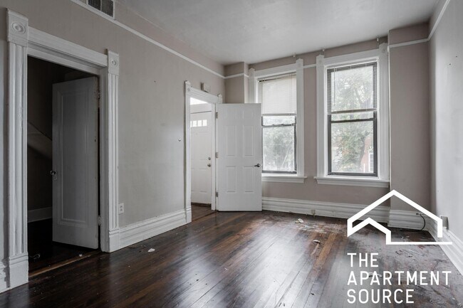 Foto del edificio - 2031 W Moffat St