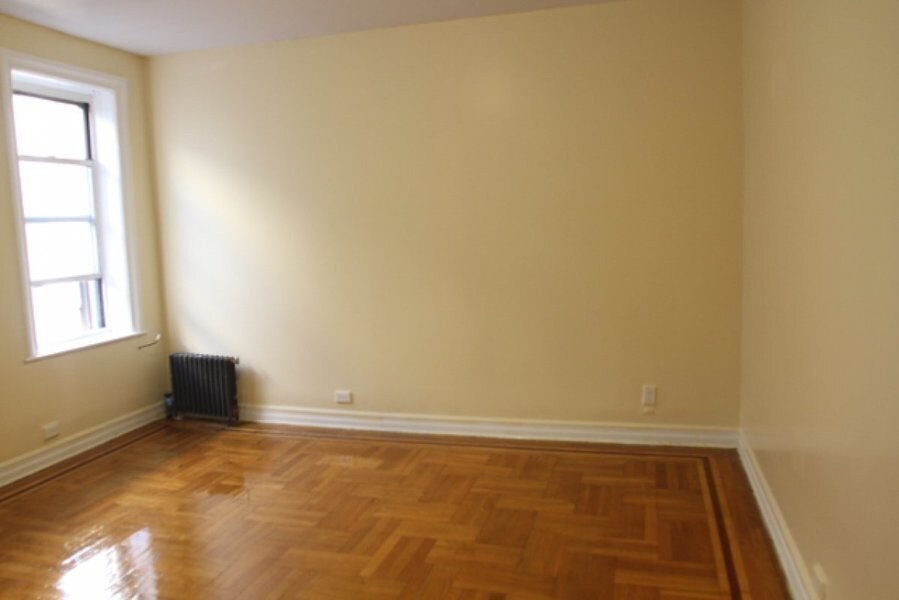 25 Hillside Ave, New York, NY 10040 Apartments in New York, NY