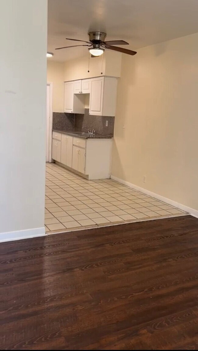 Photo - 11870 NE 16th Ave (Miami, FL) Apartment