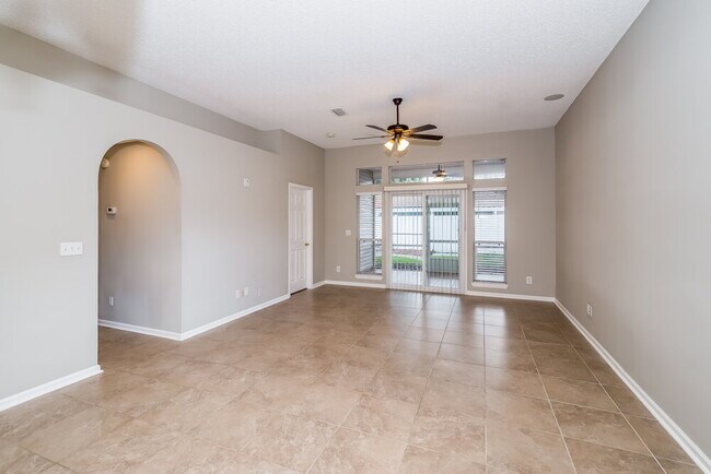 Foto del edificio - 3338 Ayrshire St