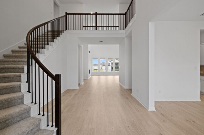 Building Photo - 2112 Vittoria Vw