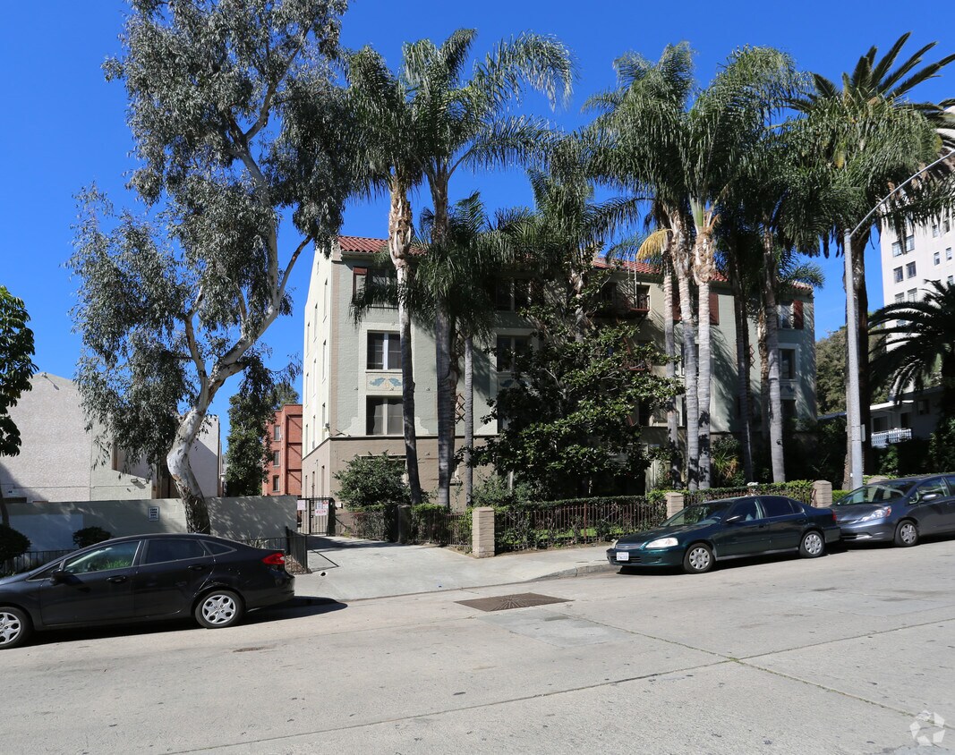 1843 N Cherokee Ave, Los Angeles, CA 90028 Apartments Los Angeles, CA