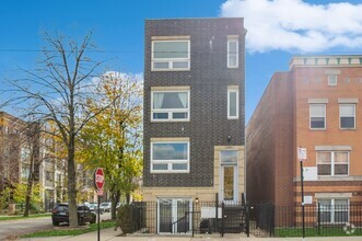 Building Photo - 2135 W Adams St