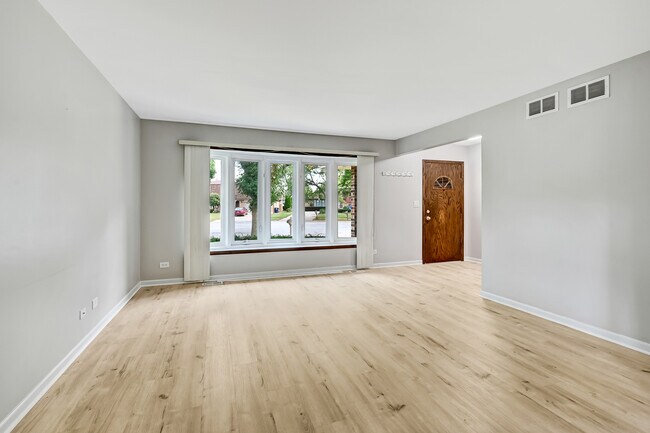 Foto del edificio - 8456 Dixon Ct
