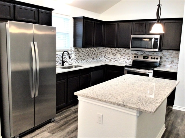 Building Photo - 1325 Rosedale Springs Ln