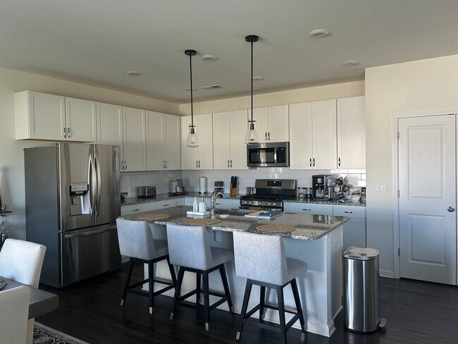 Foto del edificio - Beautiful 3/2.5 Home for Rent in Greenville!