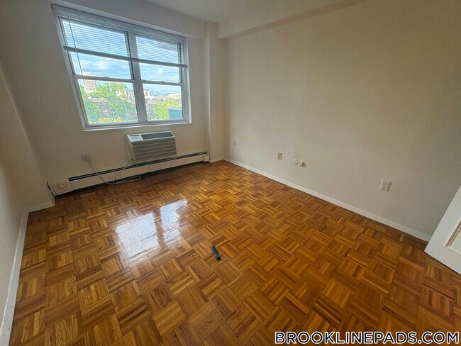 Foto del edificio - 185 Freeman St