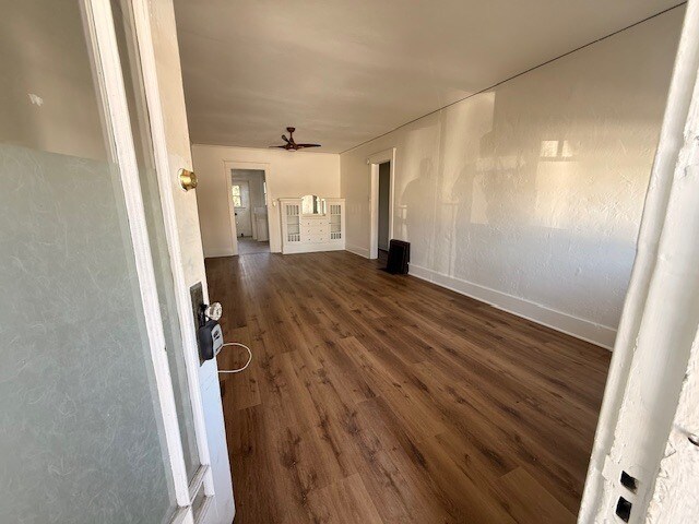 Foto del edificio - 263 Grand Ave