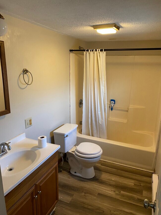 Foto del edificio - 1793 Ridge Rd