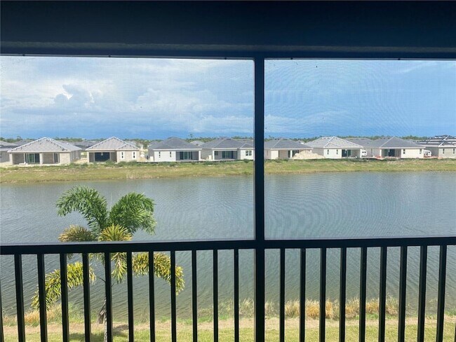 Foto del edificio - 14194 Heritage Landing Blvd