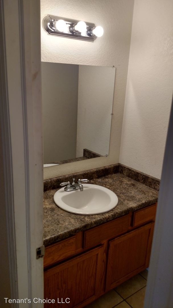 Foto del edificio - 3 br, 1.5 bath House - 941 DRAKE ST (Adams)