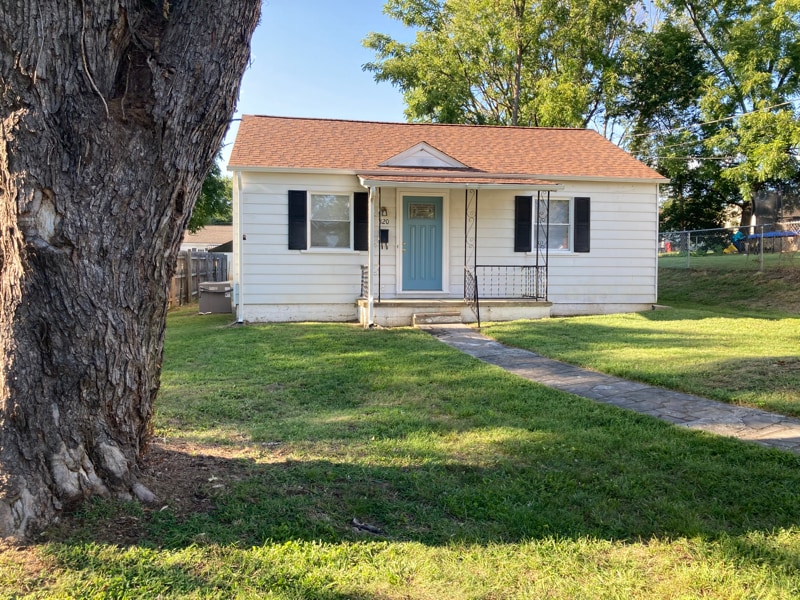 Primary Photo - 820 Polk Ave