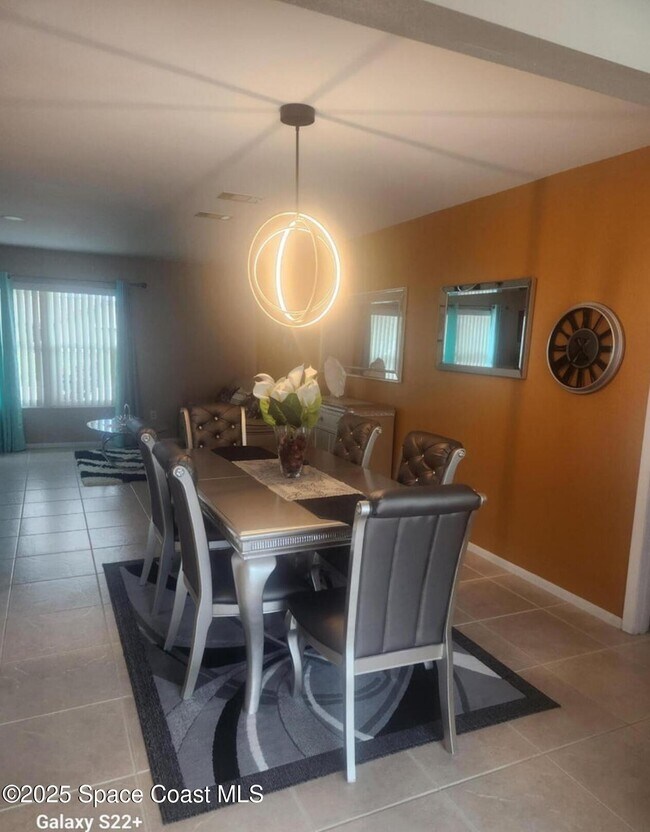 Foto del edificio - 1303 Cherry Hills Rd NE