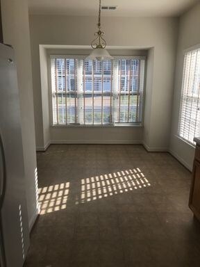 Foto del edificio - 6348 Eagles Crest Ln