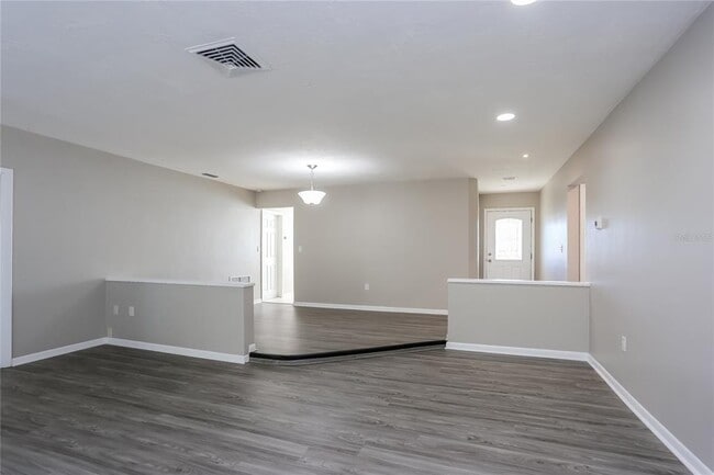 Building Photo - 6935 301st Ave N
