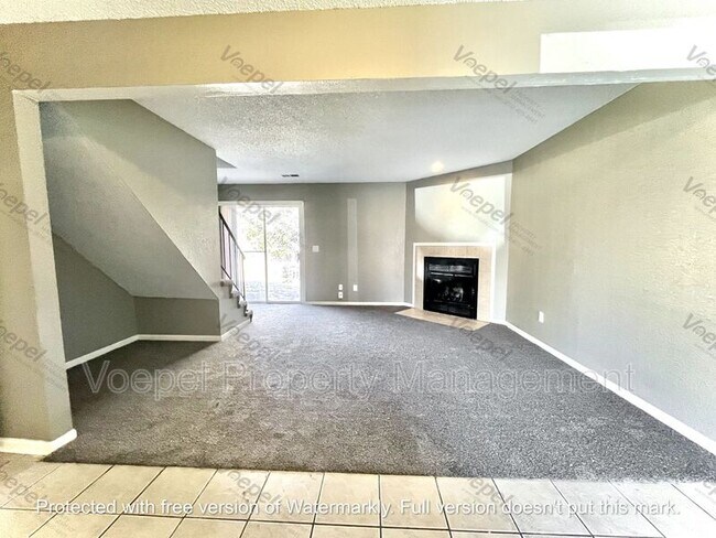 Building Photo - 307 NE Cedar Ct