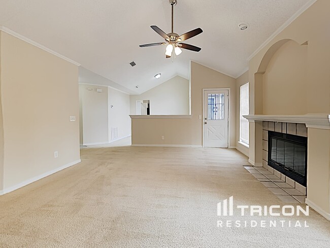 Foto del edificio - 2627 5 Forks Ct