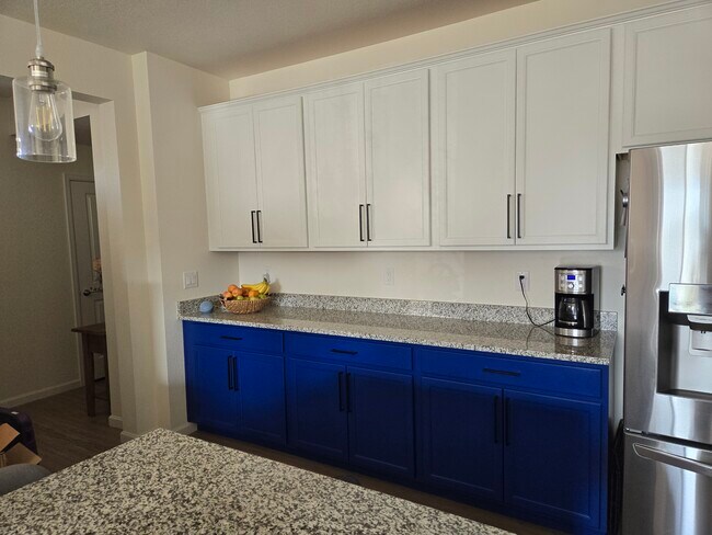 Foto del edificio - 16806 E 118th Dr