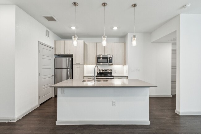 Interior Photo - Beacon on Westmoreland