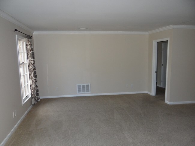 Building Photo - 300 Stonehenge Drive, Unit 103