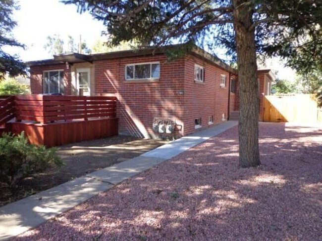 Photo - 2021 Irving St Apartment