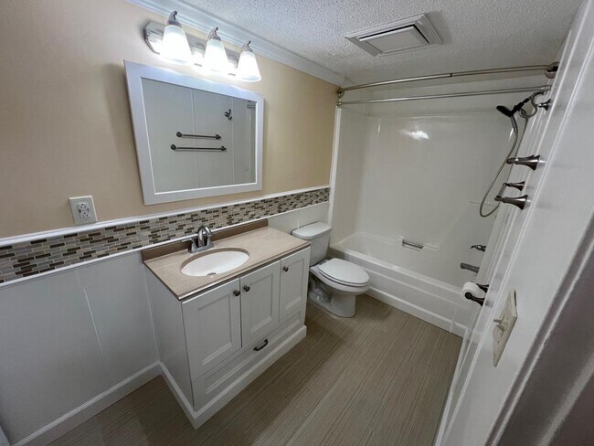 Foto del edificio - 6620 Willow Pointe Dr NW