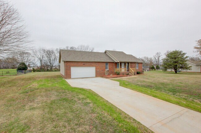 Building Photo - 2481 Clarksville Rd
