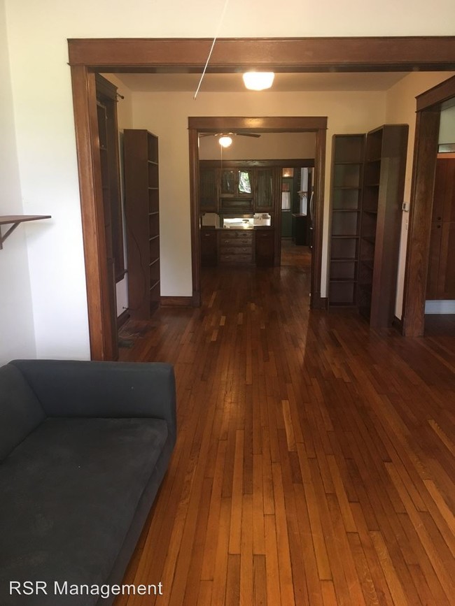 Foto del edificio - 1518 N Kedzie Ave
