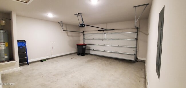 Building Photo - 326 Emerald Cove St