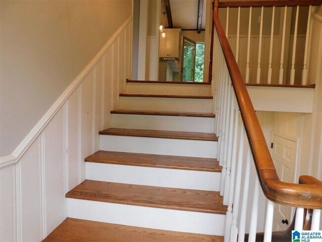 Building Photo - 2836 Vestavia Forest Pl