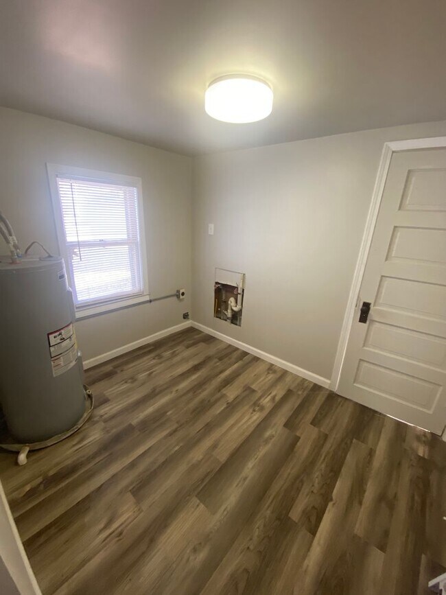 Foto del edificio - Super Cute Renovated 1 Bedroom House!