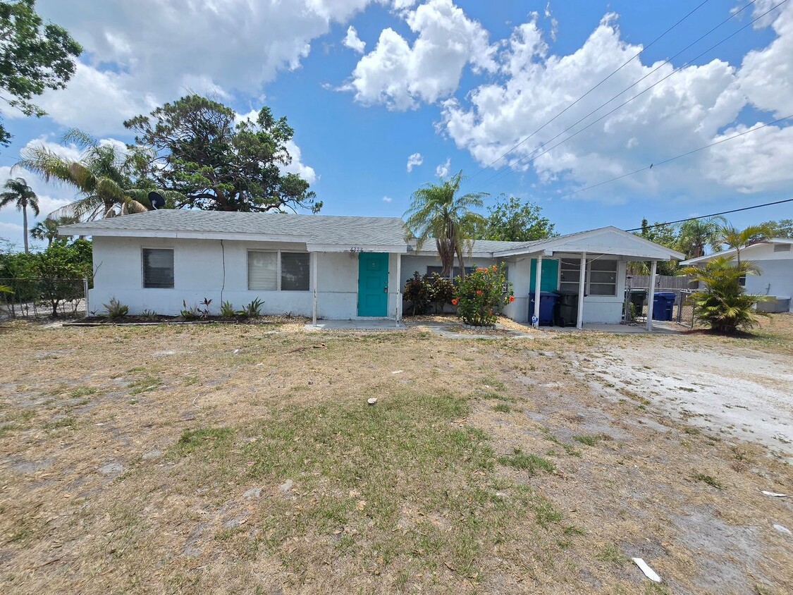 Primary Photo - 6328 Brentwood Ave