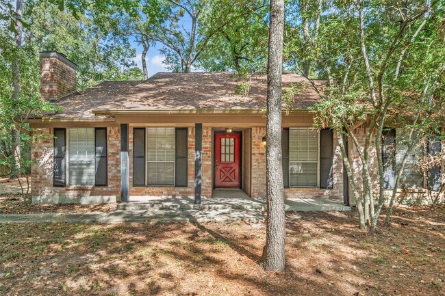 Foto del edificio - 2610 Rosewood Pl
