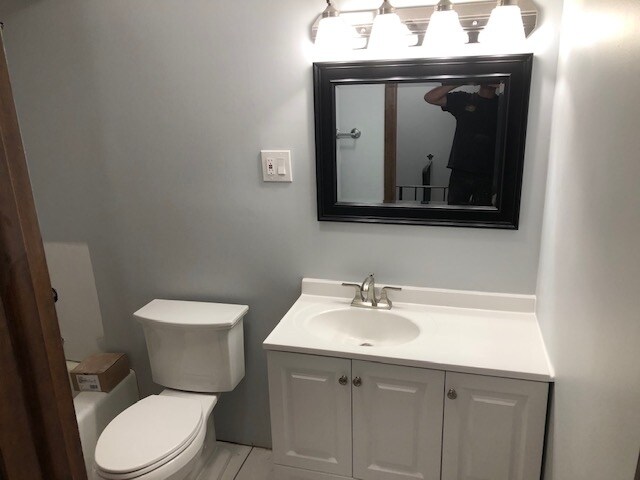 Foto del edificio - 617 W Surf St