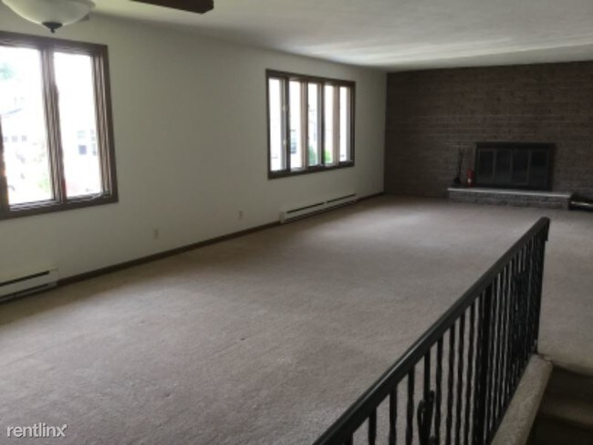 Building Photo - 2 br, 2 bath Apartment - 168 Charter Oak ave